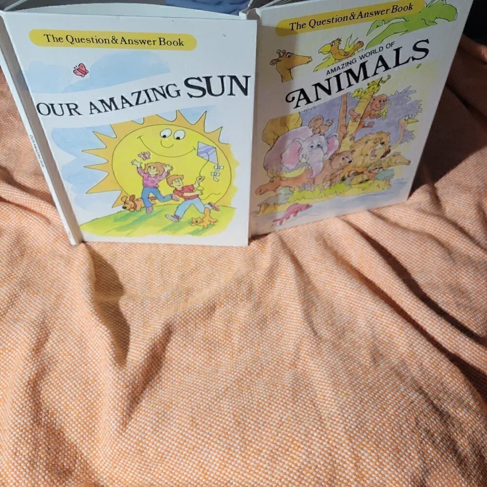 Lot Of 2 The Question And Answer Book Our Amazing Sun & Amazing World Of Animals